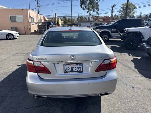 Used 2010 Lexus LS 460 RWD image 6