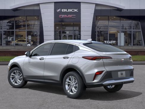 New 2026 Buick Envista Preferred image 3