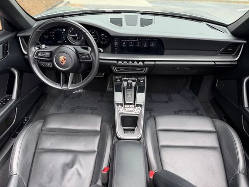 Used 2020 Porsche 911 Carrera S RWD image 30