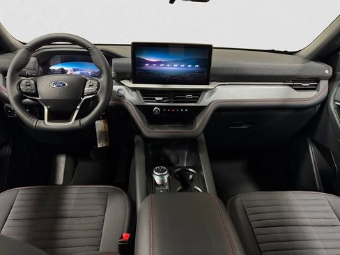 New 2026 Ford Explorer ST-Line w/ ST-Line Street Pack AWD/4WD image 11