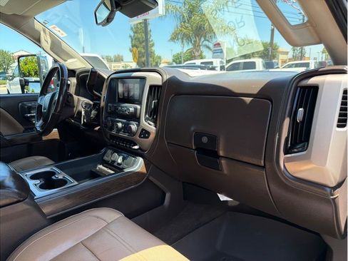 Used 2018 GMC Sierra 3500 Denali w/ Duramax Plus Package AWD/4WD image 13