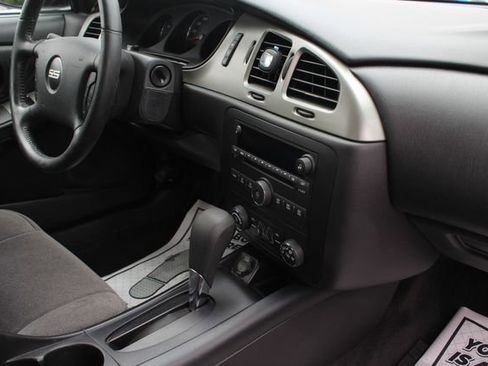 Used 2007 Chevrolet Monte Carlo SS FWD image 21