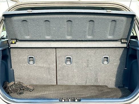 Used 2021 Hyundai Venue Denim image 25