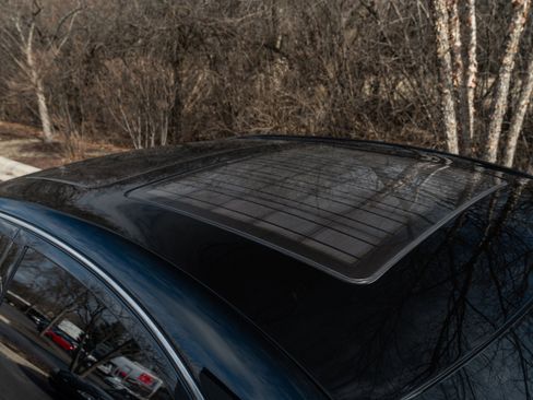 Used 2009 Maybach 57 S image 65