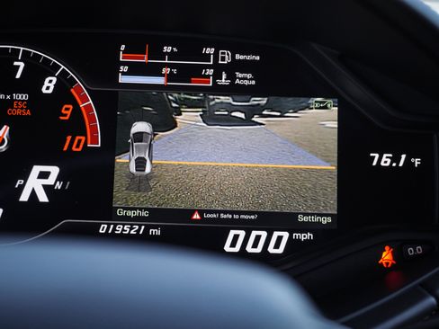 Used 2015 Lamborghini Huracan LP 610-4 AWD/4WD image 24