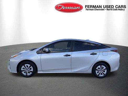 Used 2016 Toyota Prius Two image 5