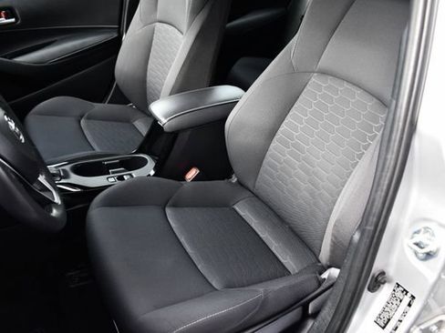 Used 2023 Toyota Corolla SE FWD image 16
