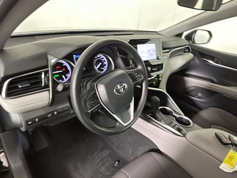 Used 2023 Toyota Camry LE FWD image 13