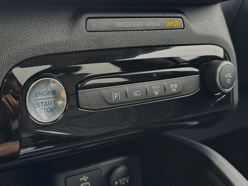 New 2024 Ford Escape SE w/ PHEV Premium Package image 18