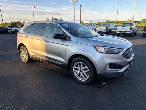 Used 2024 Ford Edge SEL AWD/4WD image 7