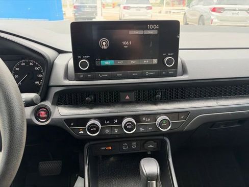 Used 2025 Honda CR-V EX image 12