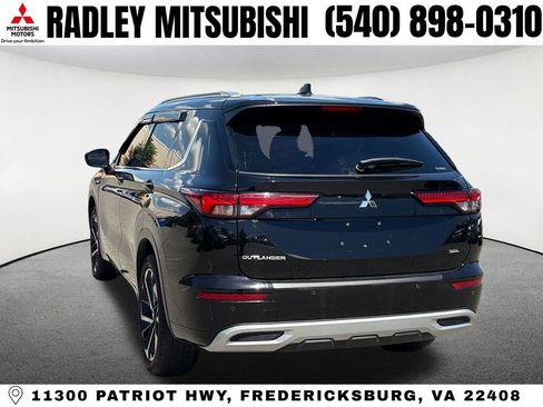 Used 2024 Mitsubishi Outlander SEL AWD/4WD image 17