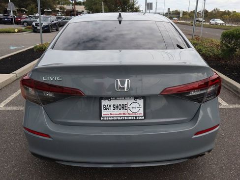 Used 2025 Honda Civic Sport image 7