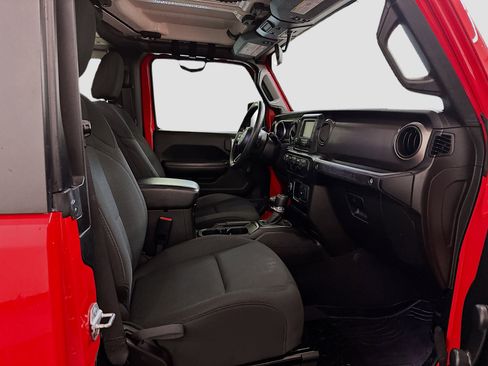 Used 2020 Jeep Wrangler Sport image 30