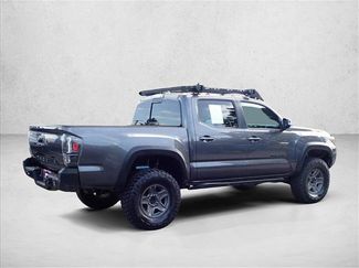 Used 2022 Toyota Tacoma TRD Off-Road w/ TRD Premium Off Road Package AWD/4WD video 4