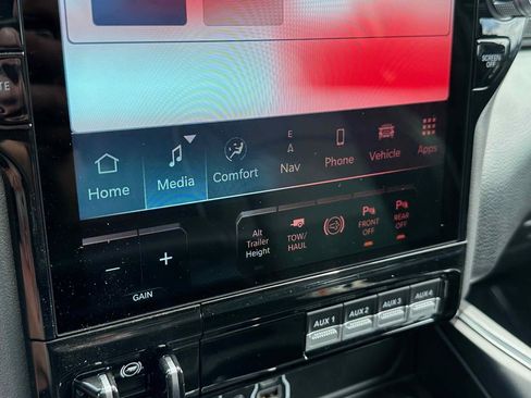 New 2025 RAM 2500 Laramie image 31