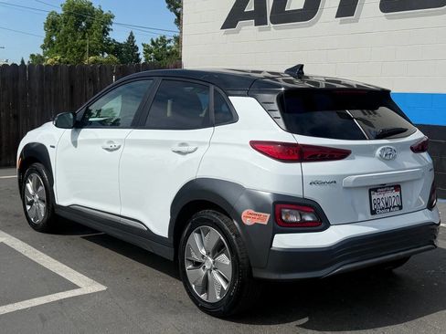 Used 2020 Hyundai Kona SEL FWD image 5