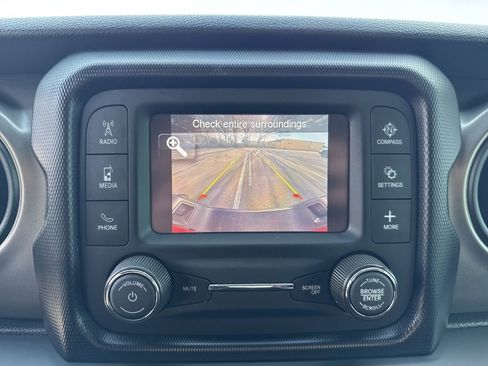 Used 2020 Jeep Gladiator Sport w/ Quick Order Package 24S image 38