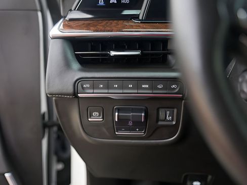 Certified 2023 Cadillac Escalade ESV Sport Platinum w/ LPO, ONYX Package AWD/4WD image 15