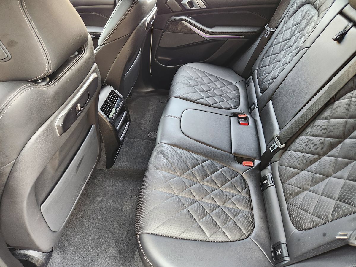 Used 2024 BMW X5 xDrive40i w/ Premium Package AWD/4WD image 52