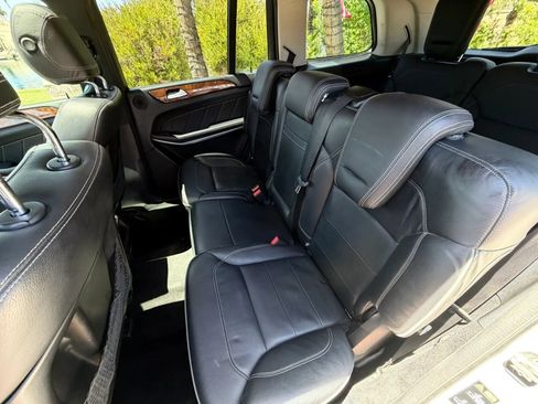Used 2013 Mercedes-Benz GL 450 4MATIC image 11