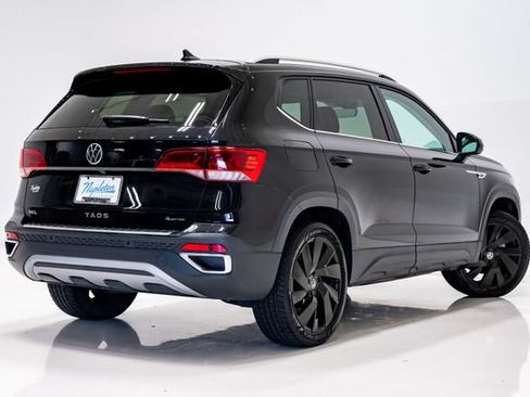 Used 2024 Volkswagen Taos SEL AWD/4WD image 39