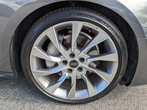 Used 2021 Audi A4 2.0T Premium Plus w/ Premium Plus Package image 12