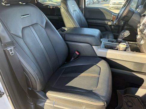 Used 2015 Ford F150 Platinum w/ Equipment Group 701A Luxury image 18