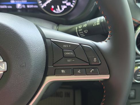 Used 2025 Nissan Sentra SR w/ Trunk Package FWD image 18