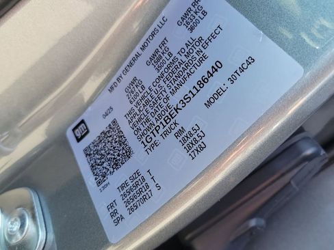 Used 2025 GMC Canyon Elevation w/ Convenience Package RWD image 32