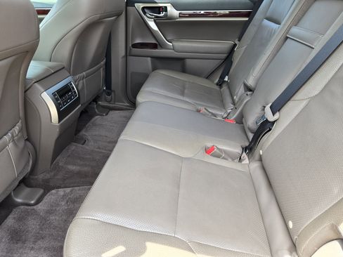 Used 2015 Lexus GX 460 w/ Premium Package AWD/4WD image 40