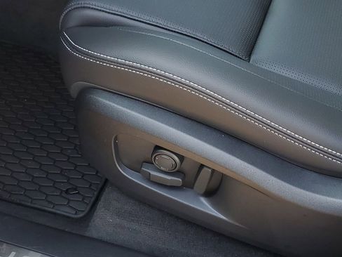 New 2026 Jaguar F-PACE R-Dynamic S image 10