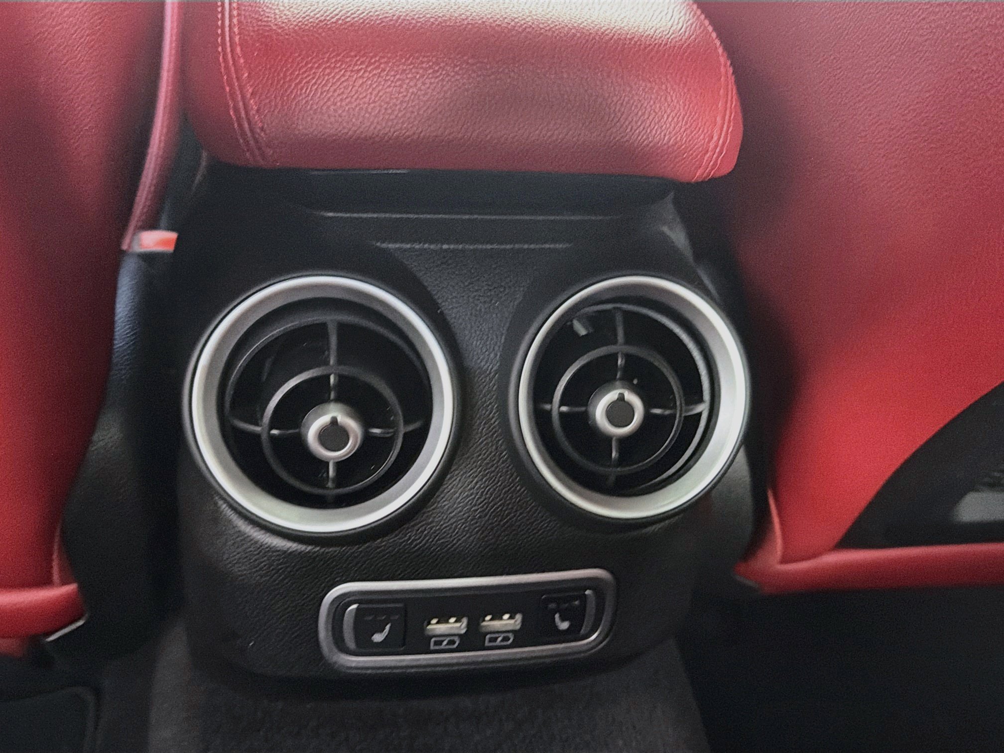 Used 2023 Alfa Romeo Giulia Veloce RWD image 27