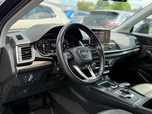 Used 2018 Audi Q5 2.0T Premium Plus w/ Premium Plus Package AWD/4WD image 12