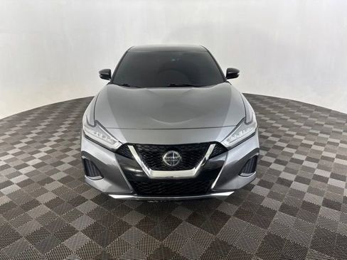 Used 2021 Nissan Maxima 3.5 SV w/ Floor Mat Group FWD image 2