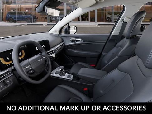 New 2026 Kia Sportage EX image 17