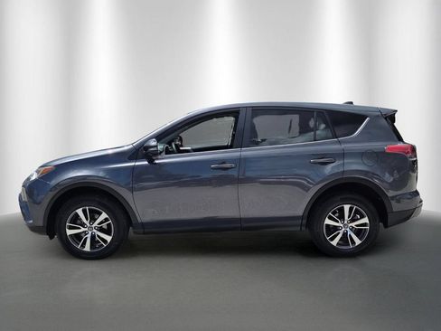 Used 2018 Toyota RAV4 XLE FWD image 6