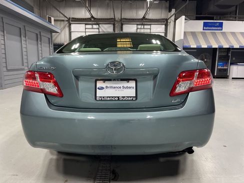 Used 2010 Toyota Camry FWD image 9