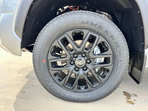 New 2026 Toyota Tundra Limited AWD/4WD image 7