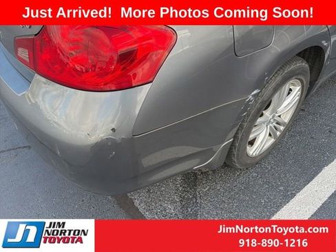 Used 2015 INFINITI Q40 AWD w/ Navigation Package image 8