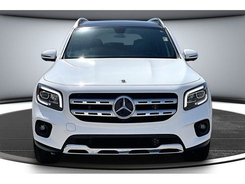 Used 2022 Mercedes-Benz GLB 250 4MATIC image 4