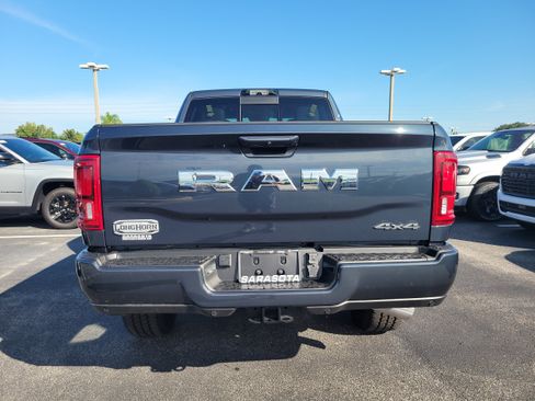 New 2026 RAM 2500 Limited AWD/4WD image 7