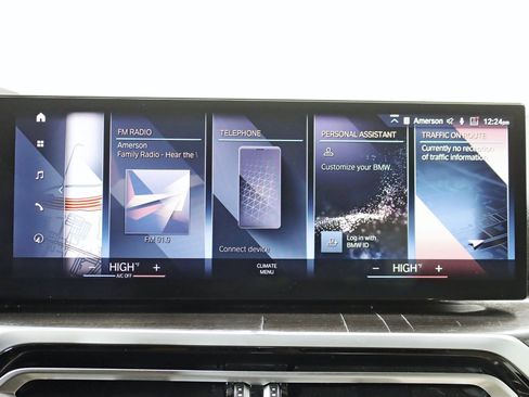 Used 2023 BMW 330i Sedan w/ Premium Package image 18