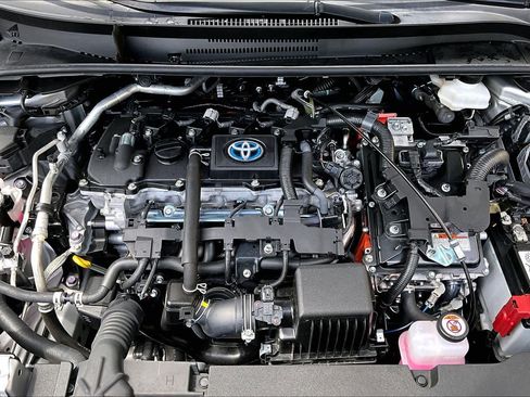 Certified 2024 Toyota Corolla LE FWD image 31