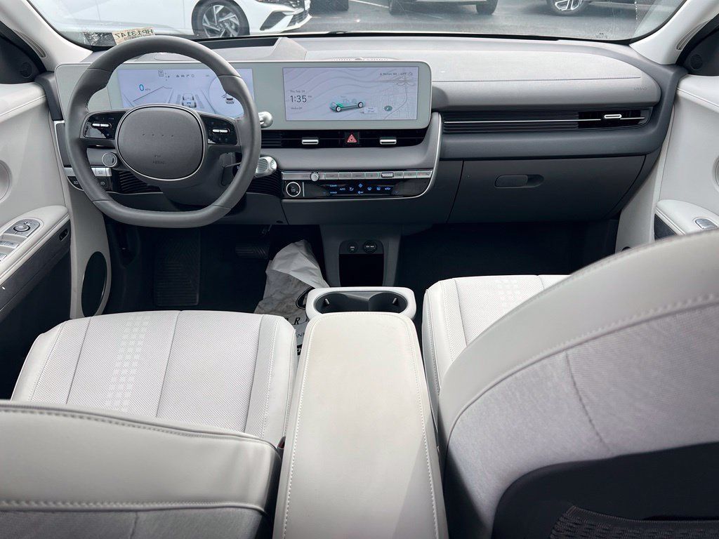 Certified 2024 Hyundai Ioniq 5 Limited AWD/4WD image 12