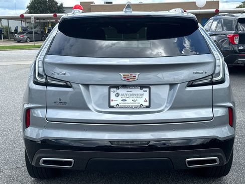 Used 2024 Cadillac XT4 Sport FWD image 4