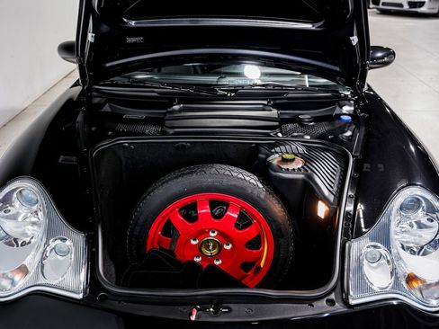 Used 2004 Porsche 911 Carrera RWD image 37