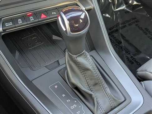 Certified 2024 Audi Q3 2.0T Premium Plus AWD/4WD image 11