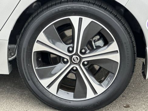 Used 2019 Nissan Leaf SV w/ SV All Weather Package image 36