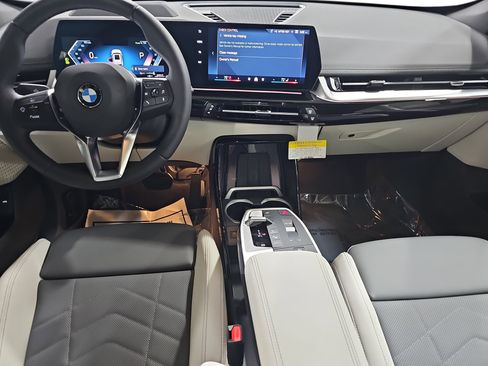 New 2026 BMW X1 xDrive28i w/ Technology Package image 9